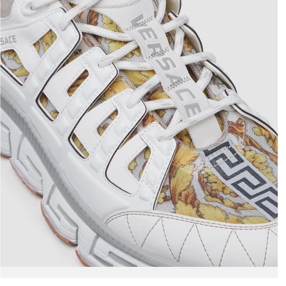 Versace designer women’s sneakers 38.5 orig 41150. From Saks - Picture 4 of 12